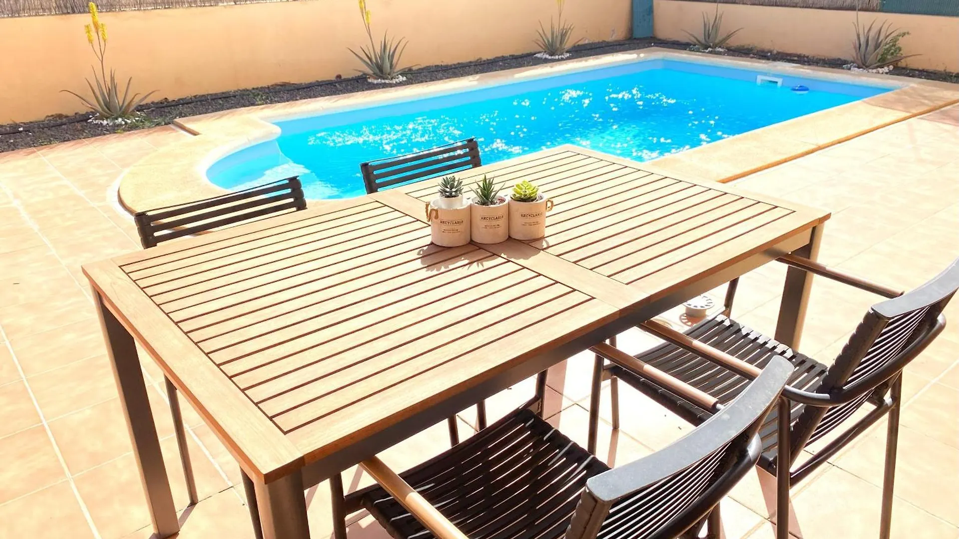 Villa Marlau Con Piscina Privada La Oliva Hiszpania