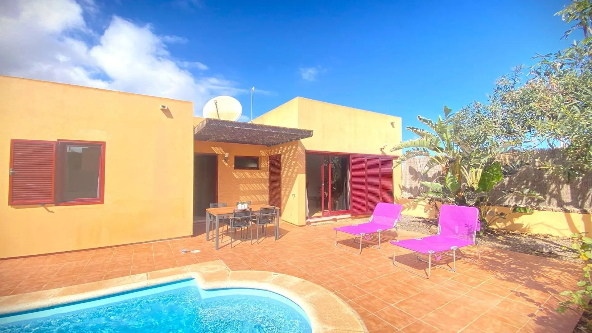 Villa Marlau Con Piscina Privada La Oliva Casa vacanze