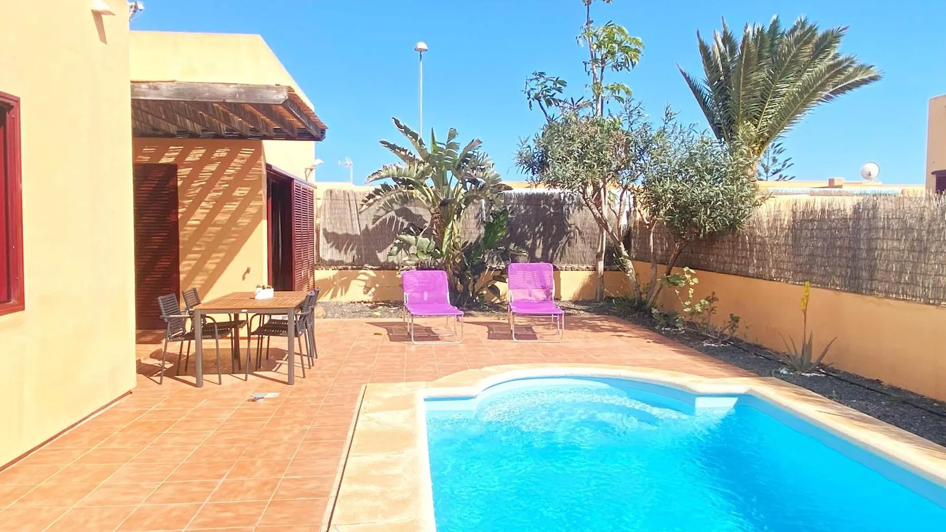 Villa Marlau Con Piscina Privada La Oliva