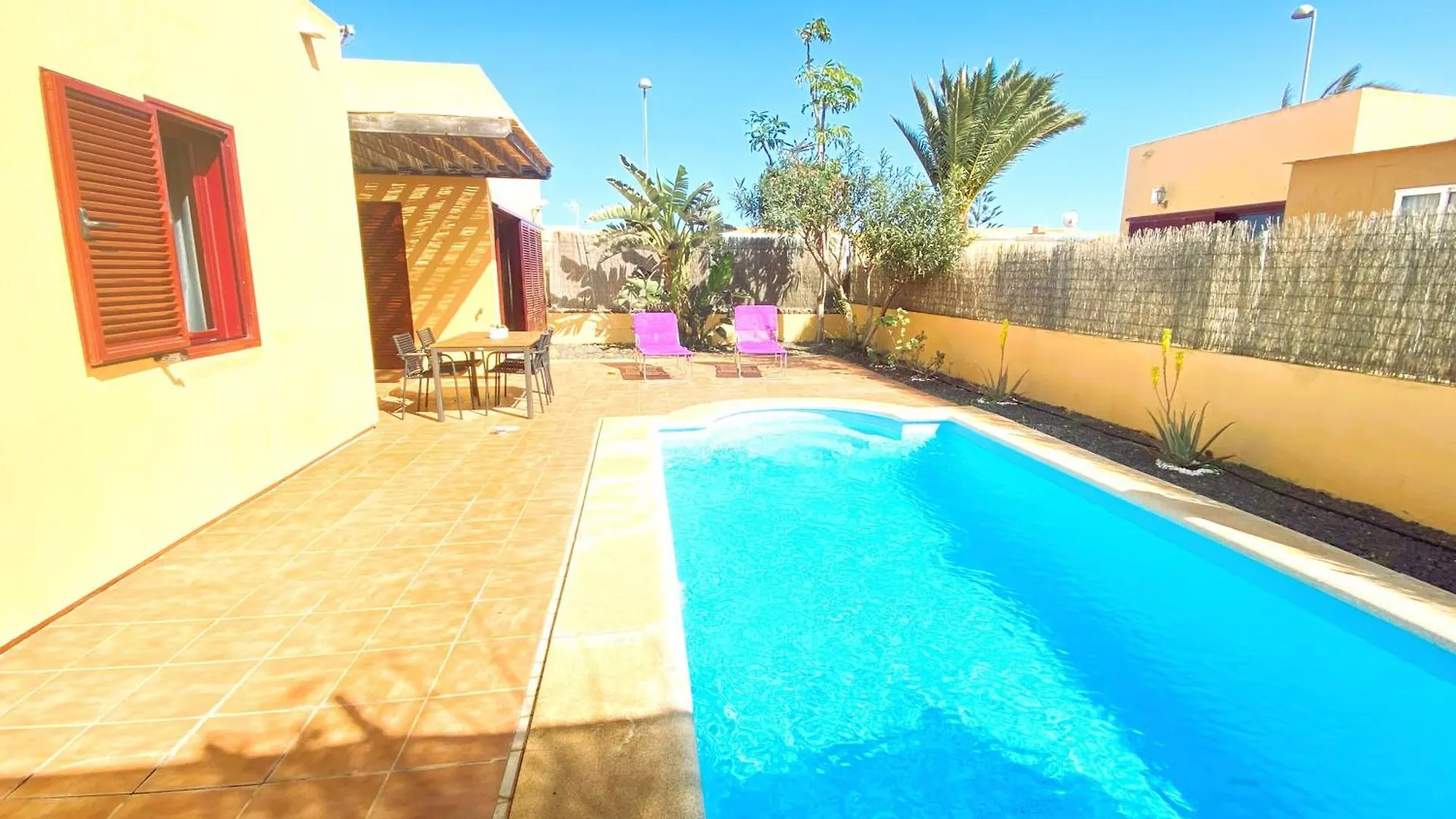 Villa Marlau Con Piscina Privada La Oliva